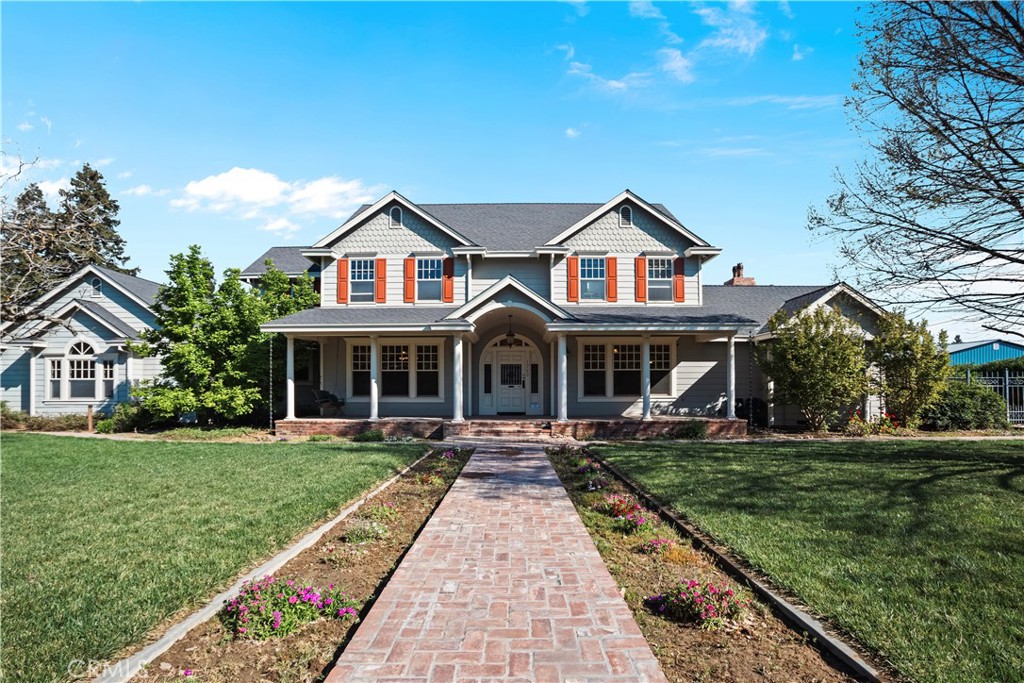 1789 E North Bear Creek